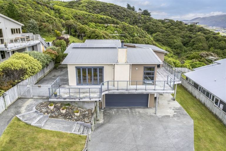 Photo of property in 29 Aspiring Terrace, Aotea, Porirua, 5024