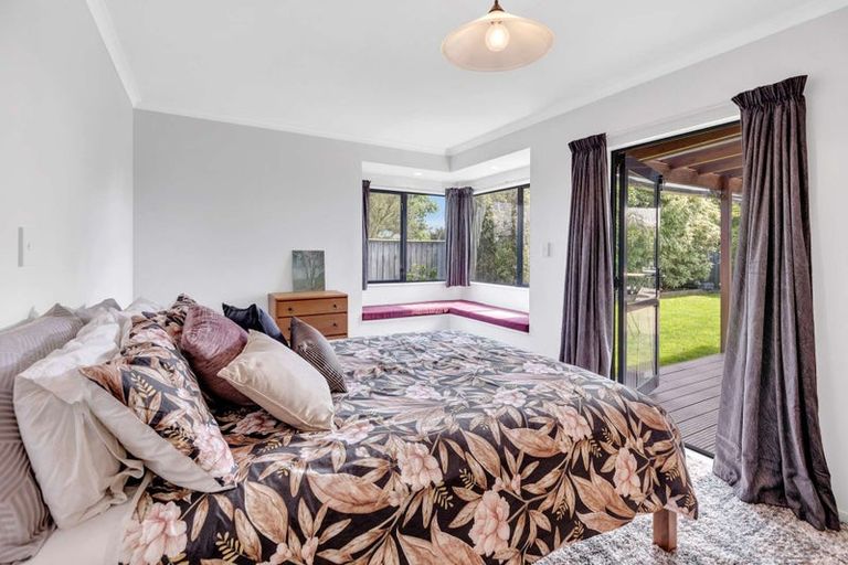 Photo of property in 14a Carthew Street, Feilding, 4702