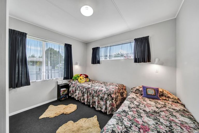 Photo of property in 34 Kamahi Avenue, Hawera, 4610