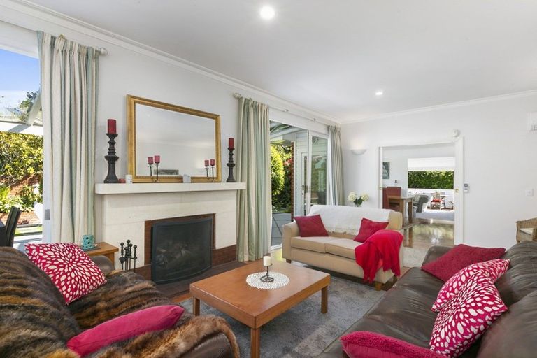 Photo of property in 82 Newington Avenue, Maori Hill, Dunedin, 9010