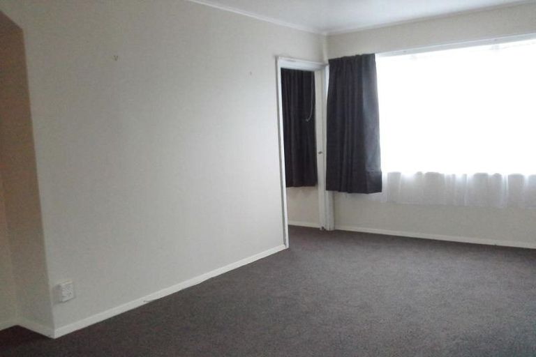 Photo of property in 6 Cook Street, Marfell, New Plymouth, 4310