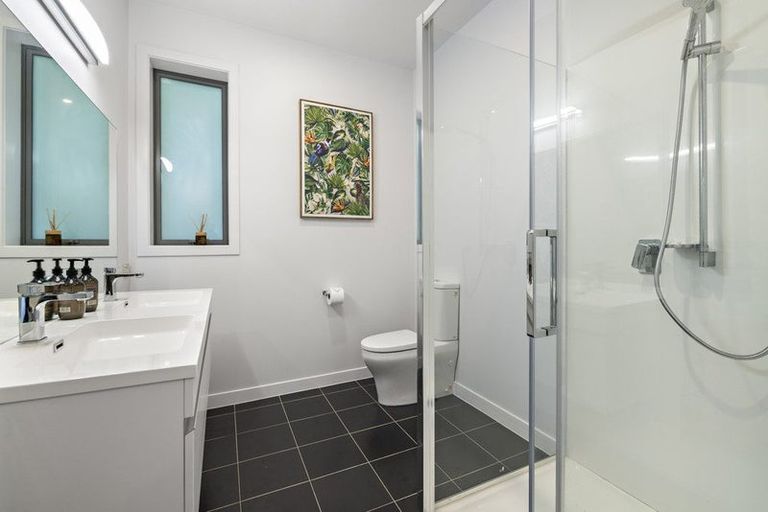 Photo of property in 73m Park Rise, Campbells Bay, Auckland, 0630