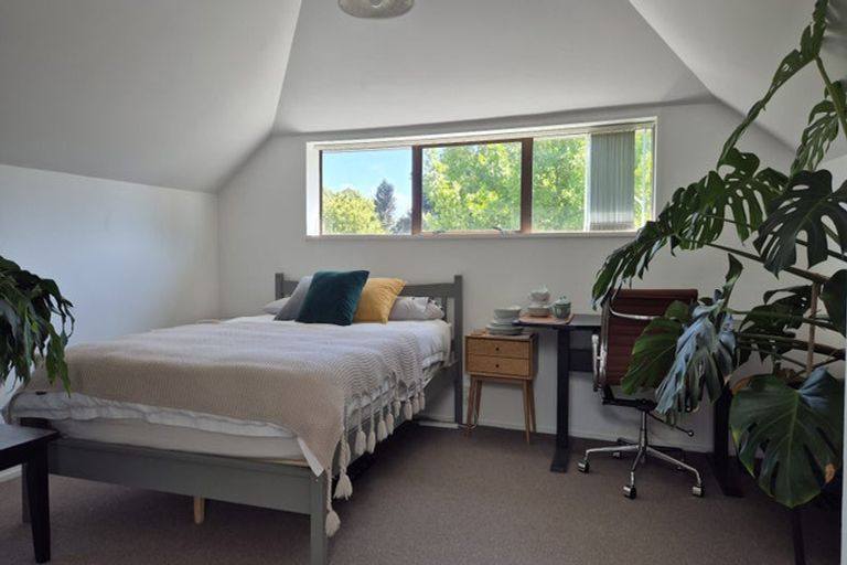 Photo of property in 4/17 Swanleigh Place, Ilam, Christchurch, 8041