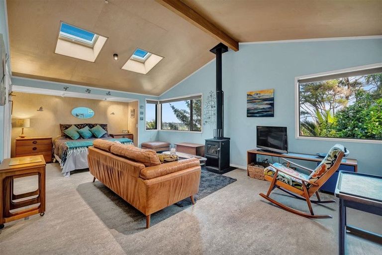 Photo of property in 12 Kereru Grove, Greenhithe, Auckland, 0632