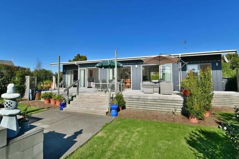 Photo of property in 962 Kahikatea Flat Road, Waitoki, Kaukapakapa, 0871