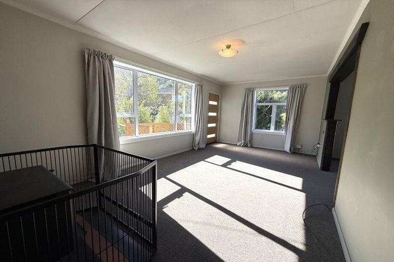 Photo of property in 6 Cornwall Street, Picton, 7220