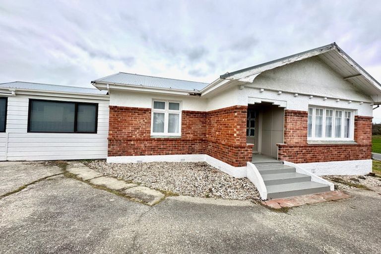 Photo of property in 195 Clyde Street, Balclutha, 9230