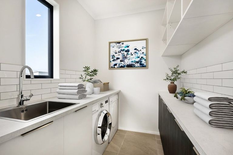 Photo of property in 28a Kukuwai Avenue, Red Beach, 0932