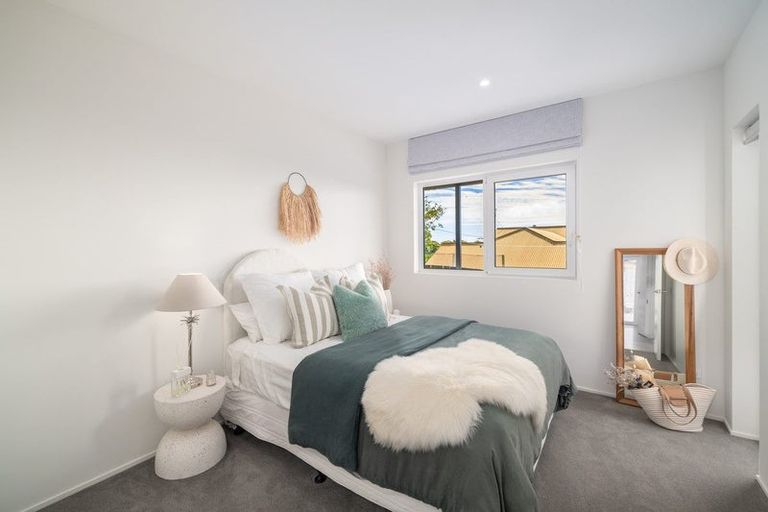 Photo of property in 83 Major Hornbrook Road, Mount Pleasant, Christchurch, 8081