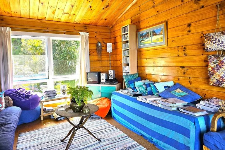 Photo of property in 24 Koutu Beach Road, Opononi, Kaikohe, 0473