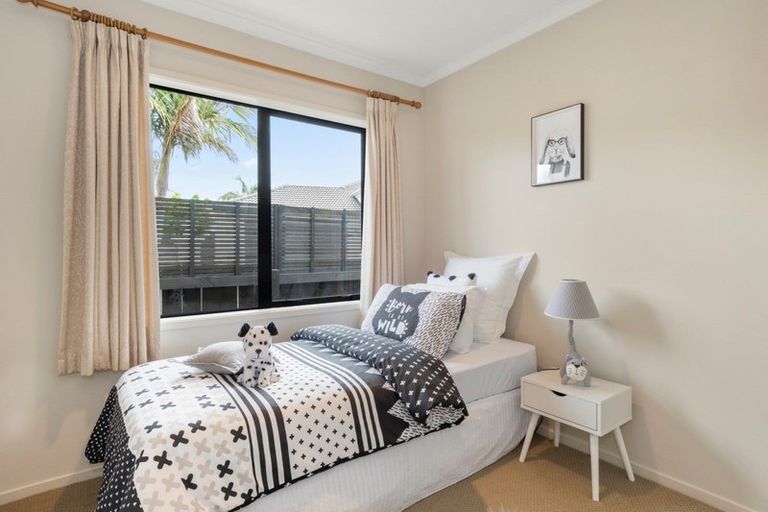 Photo of property in 22 Tuihana Drive, Papamoa Beach, Papamoa, 3118