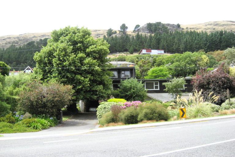 Photo of property in 5 Evans Pass Road, Sumner, Christchurch, 8081