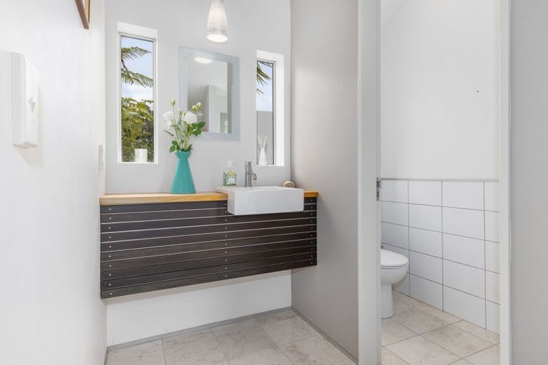 Photo of property in 43 Redwood Grove, Levin, 5571