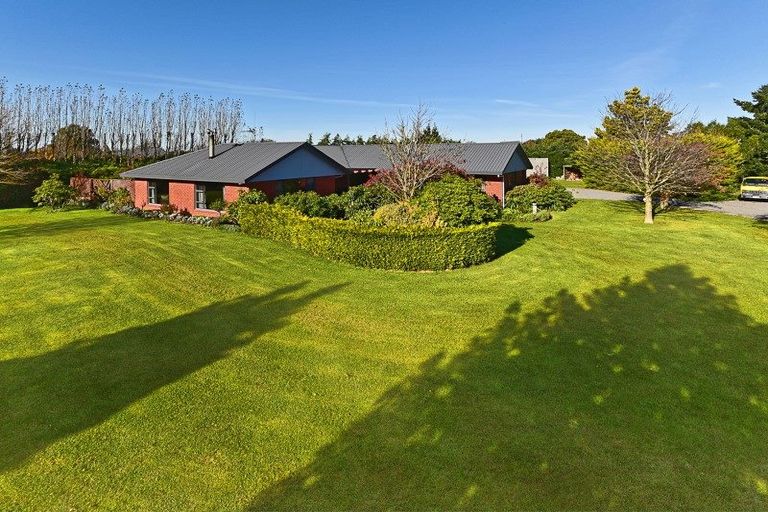 Photo of property in 7 Kowhai Drive, Darfield, 7510