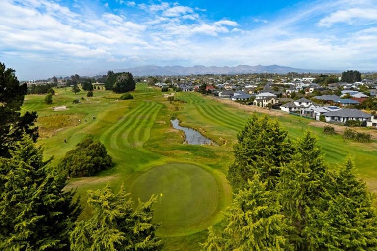 Photo of property in 568 Bower Avenue, Parklands, Christchurch, 8083