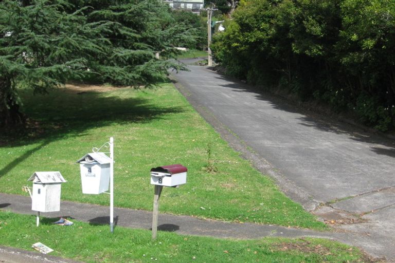 Photo of property in 8 Willow Place, Horahora, Whangarei, 0110