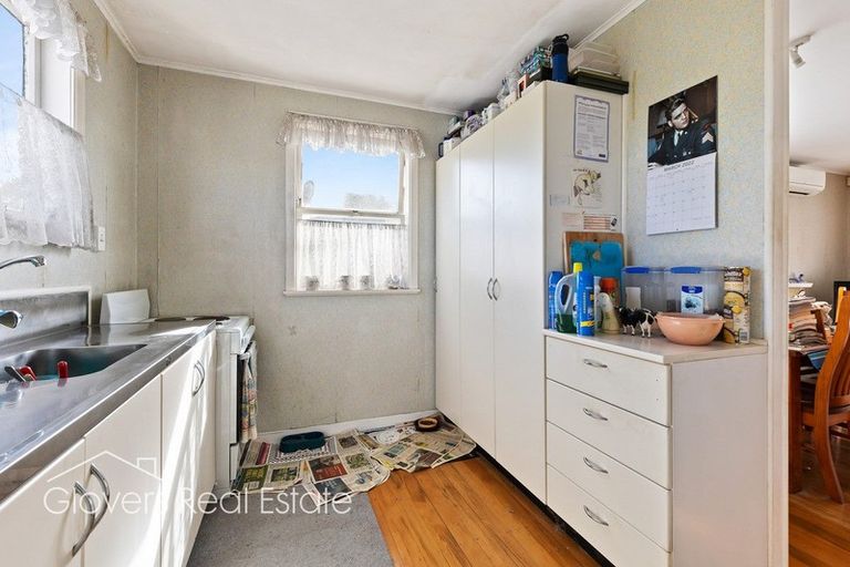 Photo of property in 72 Hepburn Road, Glendene, Auckland, 0602