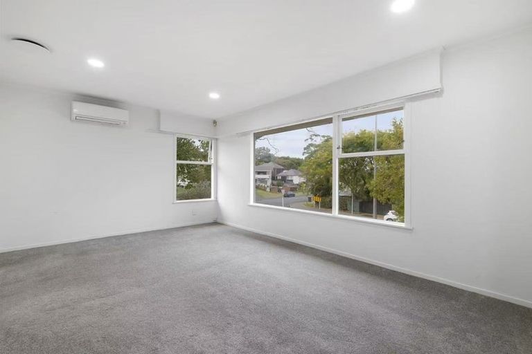 Photo of property in 86 Marlborough Avenue, Glenfield, Auckland, 0629