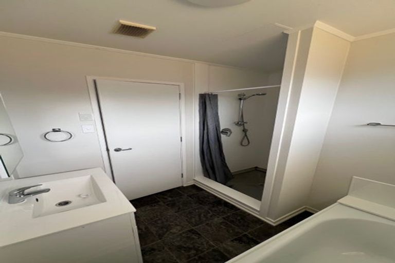 Photo of property in 71 Meadowvale Drive, Levin, 5510