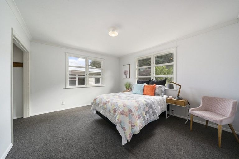 Photo of property in 4 Donlin Road, Pukerua Bay, 5026
