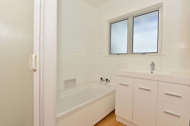 Photo of property in 3 Glendale Road, Woodhill, Whangarei, 0110