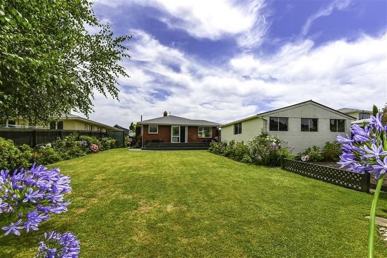 Photo of property in 43 Waiau Street, Cracroft, Christchurch, 8025