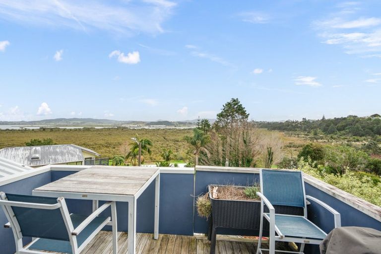 Photo of property in 48 Raumati Crescent, Onerahi, Whangarei, 0110