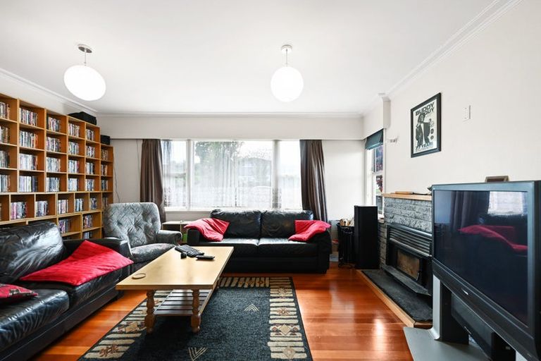 Photo of property in 2 Mccracken Avenue, Hillcrest, Hamilton, 3216