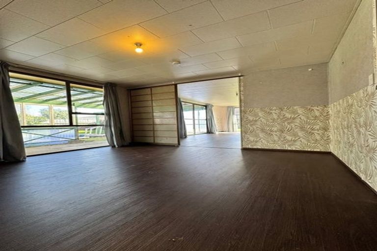 Photo of property in 55 Great South Road, Takanini, 2112