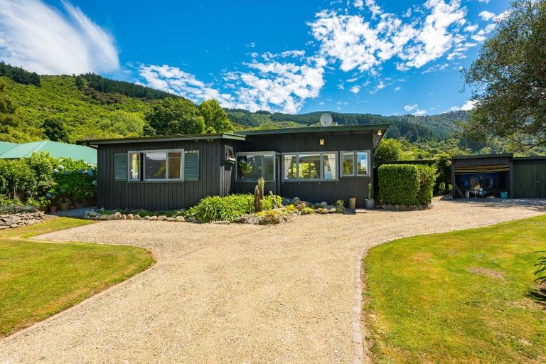 Photo of property in 347 Anakiwa Road, Anakiwa, Picton, 7281