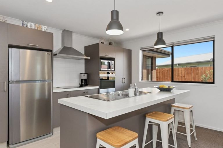 Photo of property in 6 Epping Place, Dinsdale, Hamilton, 3204