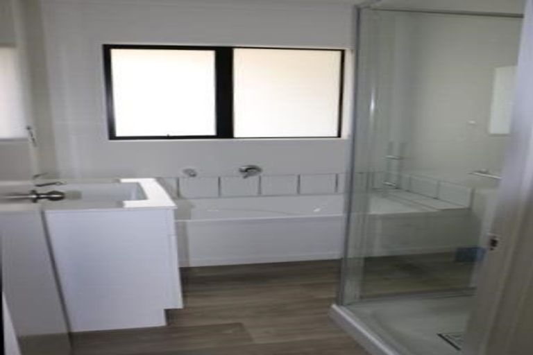 Photo of property in 33b Homestead Place, Welcome Bay, Tauranga, 3112