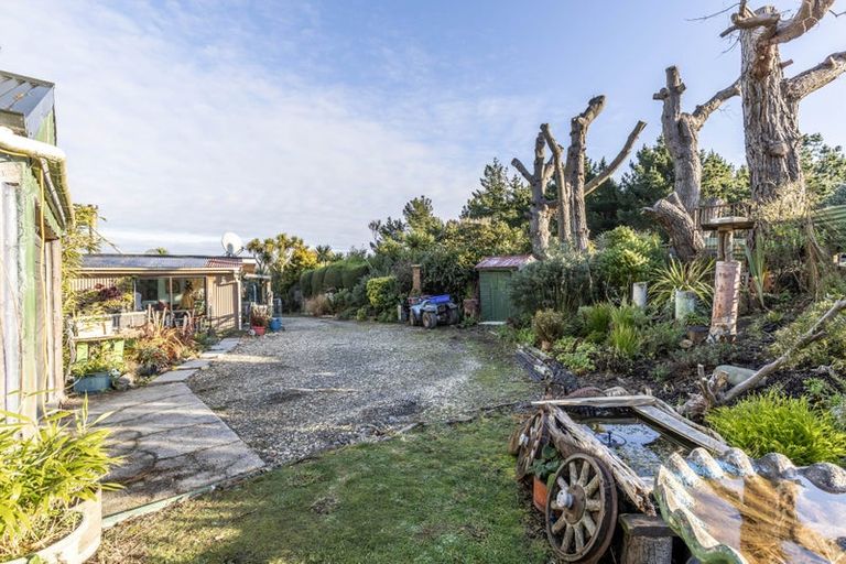 Photo of property in 53 Awarua Bay Road, Awarua Plains, Invercargill, 9877