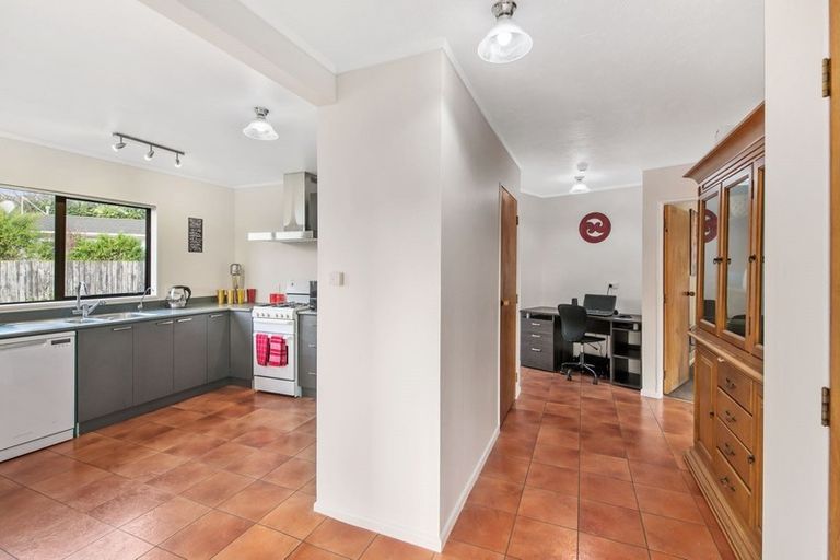 Photo of property in 13 Atarau Grove, Paraparaumu, 5032