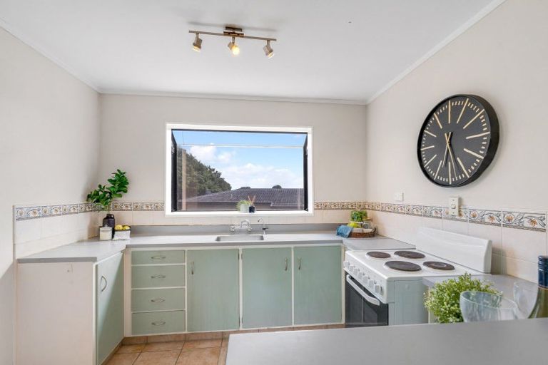 Photo of property in 2/21 Leven Lane, Totara Heights, Auckland, 2105