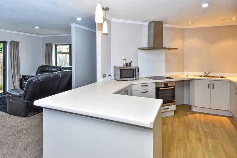 Photo of property in 66a Wellington Street, Pukekohe, 2120