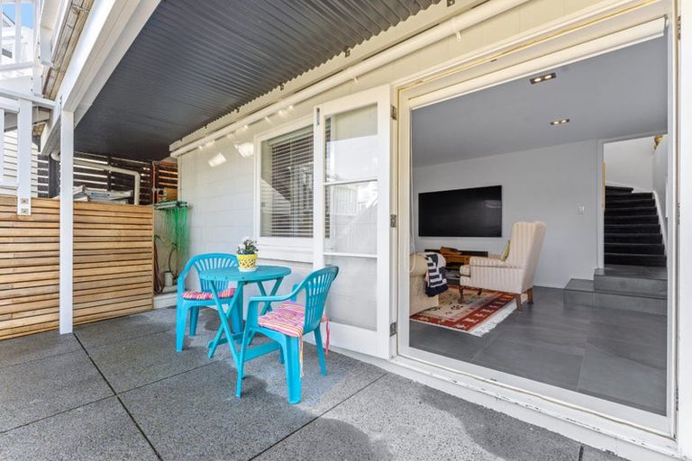 Photo of property in 14 Waimana Avenue, Northcote Point, Auckland, 0627