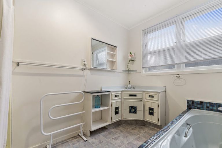 Photo of property in 55 Devon Street, Glenholme, Rotorua, 3010