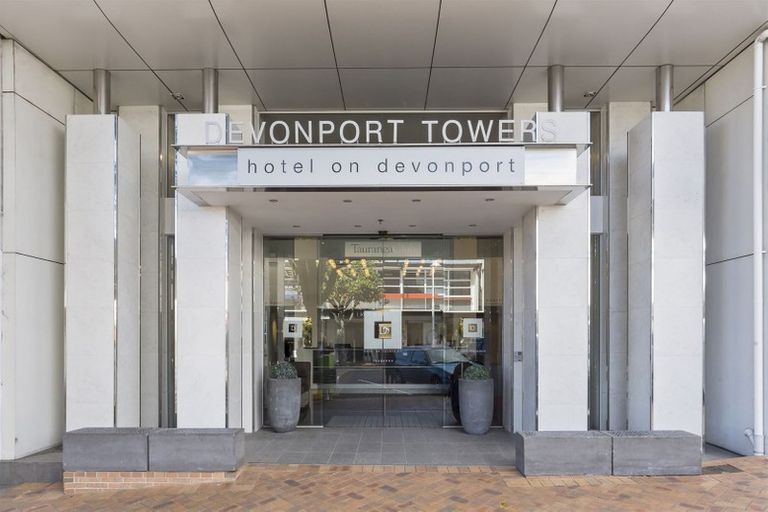 Photo of property in 12/72e Devonport Road, Tauranga, 3110