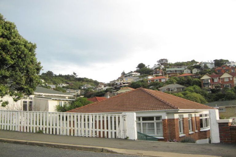 Photo of property in 26 Cliffs Road, Saint Clair, Dunedin, 9012