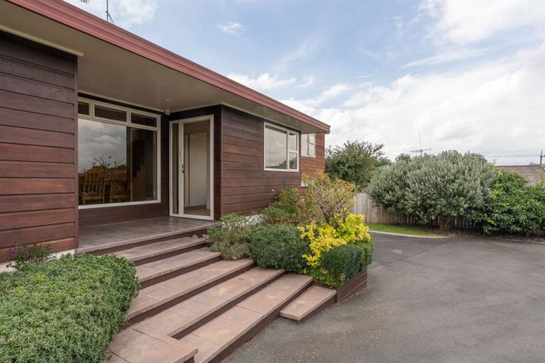 Photo of property in 55 Lansdowne Crescent, Glenview, Hamilton, 3206