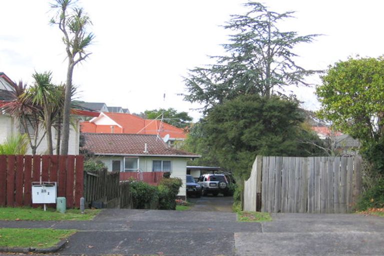 Photo of property in 36a Mirrabooka Avenue, Botany Downs, Auckland, 2010