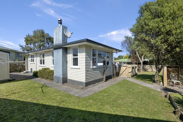 Photo of property in 5 Pembroke Street, Westown, New Plymouth, 4310