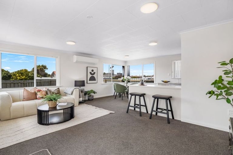 Photo of property in 125 Ohoka Road, Kaiapoi, 7630