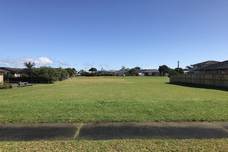 Photo of property in 9 Sando Way, One Tree Point, 0118