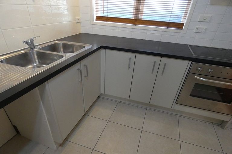 Photo of property in 39 Blease Street, New Lynn, Auckland, 0600