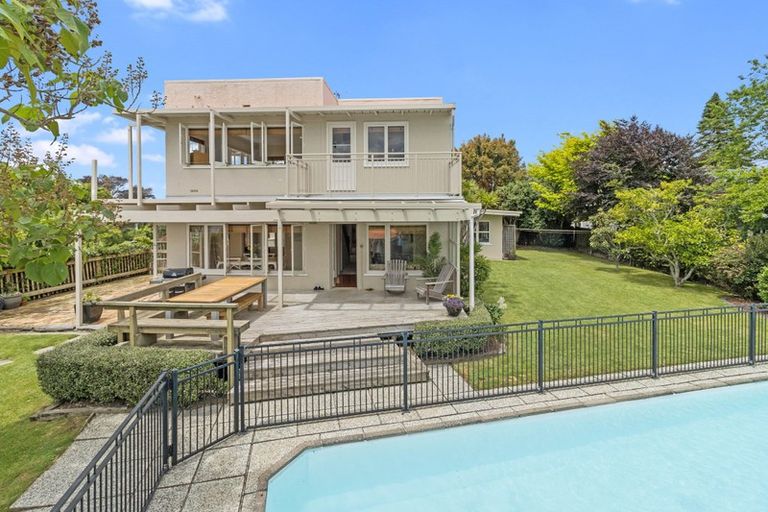 Photo of property in 131 Lake Crescent, Hamilton Lake, Hamilton, 3204