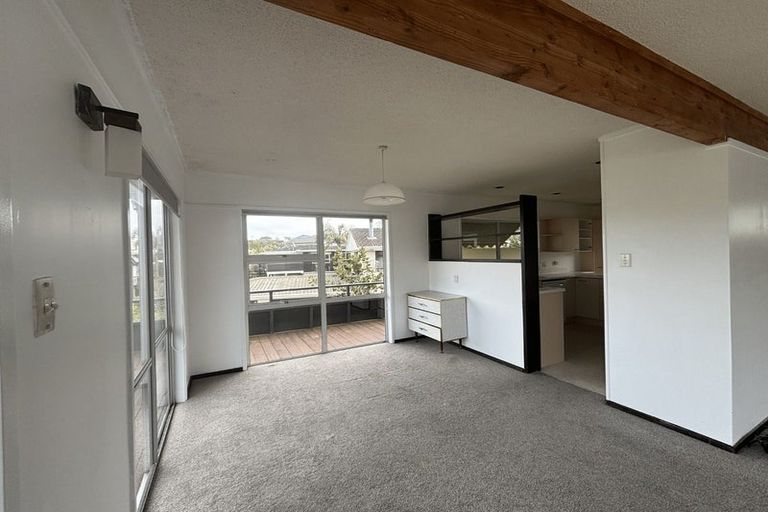 Photo of property in 198 Clovelly Road, Bucklands Beach, Auckland, 2012
