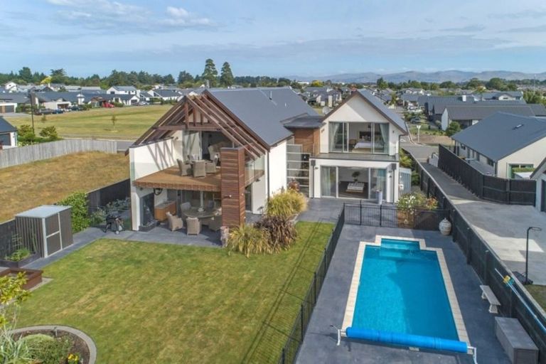 Photo of property in 56 Bluestone Drive, Parklands, Christchurch, 8083