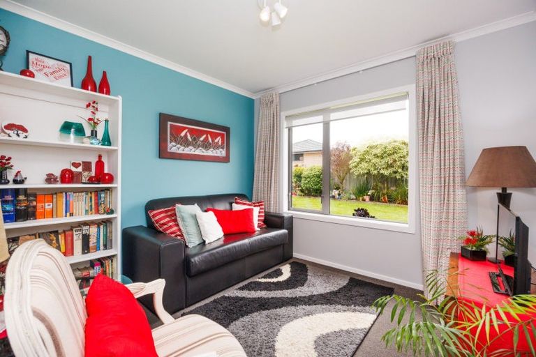 Photo of property in 4 Poplar Grove, Feilding, 4702